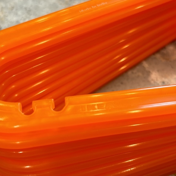 IKEA BAGIS children’s coat-hanger
Orange lot of 12 - Picture 3 of 5
